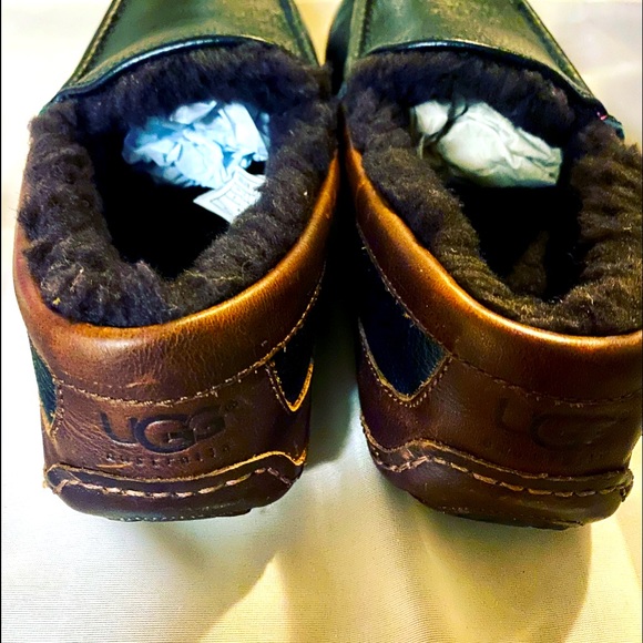 Mens size 9 Ugg Ascot Slipper main image 5